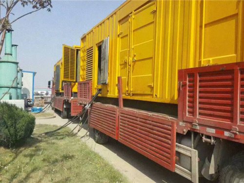 立山发电机出租如何根据燃油压力判断燃油系统是否存在故障？