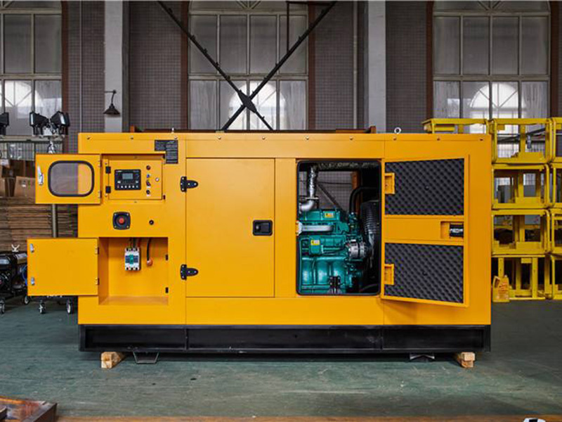 立山柴油发电机组预热完成后，启动时需要注意什么？