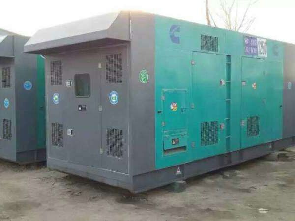 立山合同中关于工期延误的责任如何界定和处理？